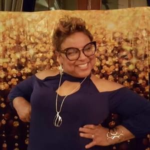 Meet your Posher, Andrea